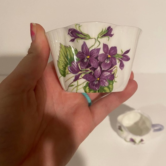 Shelley England Fine Bone China Violets 13821 Creamer and Sugar - Picture 2 of 11